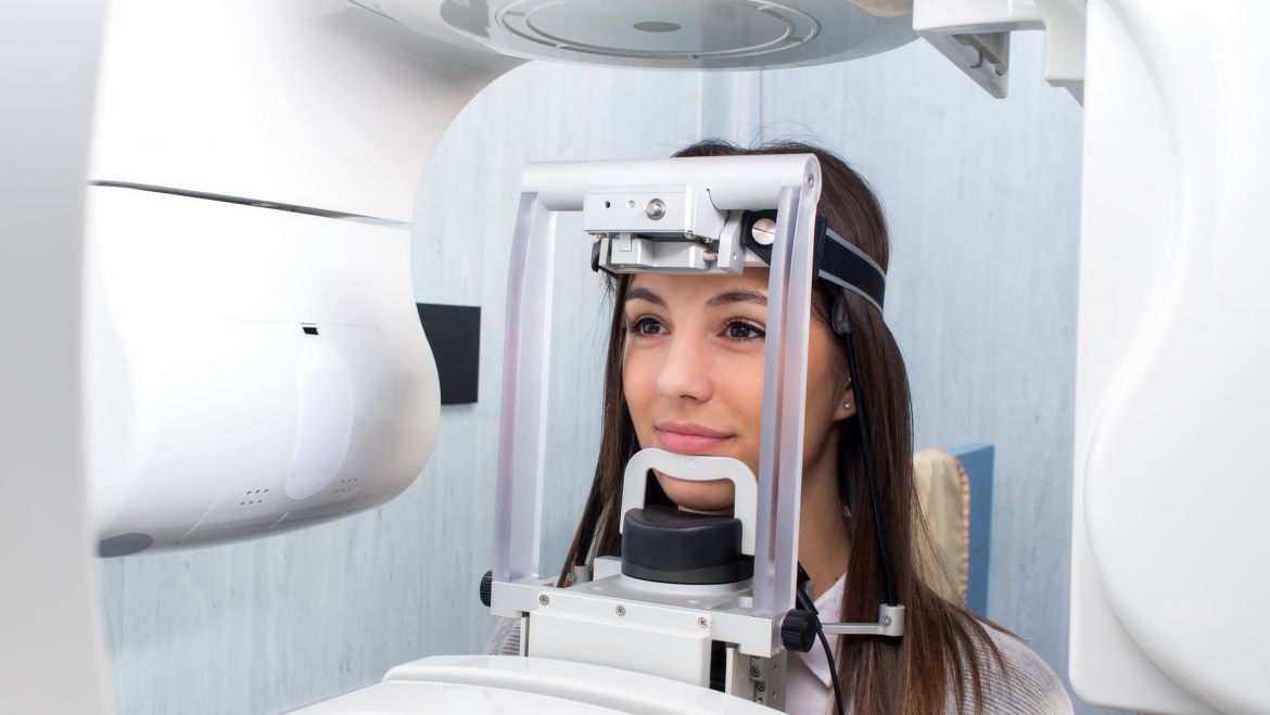 ¿Qué es un estudio implantológico?
