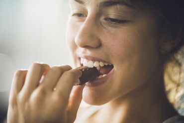 ¿Realmente el azúcar es tan dañino para los dientes?